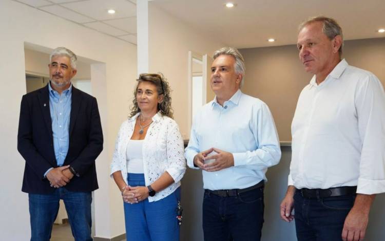 Río Cuarto: Llaryora recorrió la obra del Centro de Día para el Abordaje de la Salud Mental
