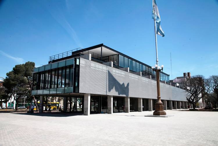 Modalidad de trabajo en dependencias municipales con motivo de feriados