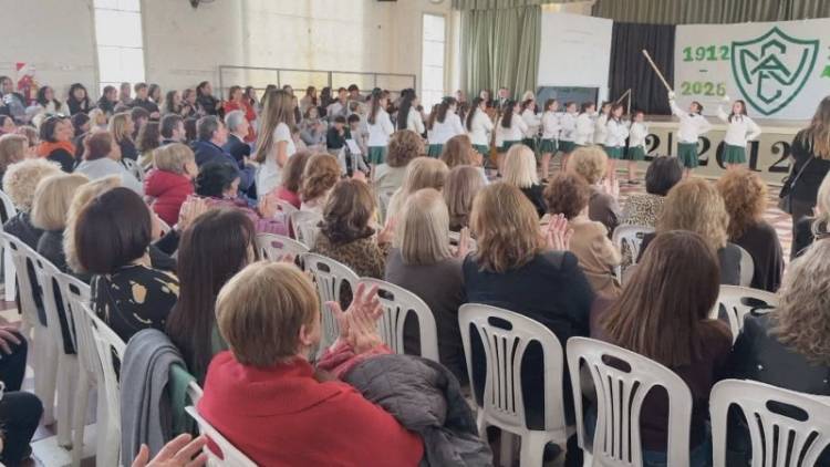 La Escuela Normal celebró sus 114 años junto a toda su comunidad educativa