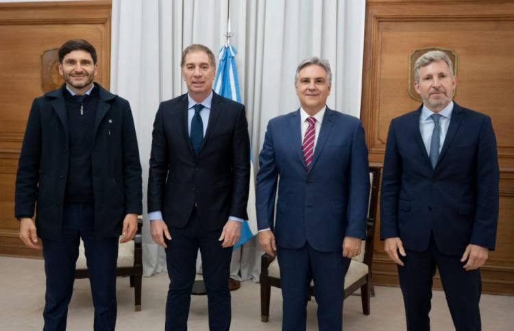 Llaryora se reunió con Santilli y los gobernadores de la Región Centro en Casa Rosada