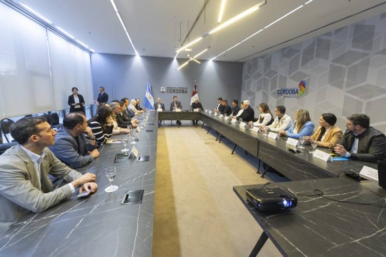 Córdoba fortalece la planificación regional con asistencia técnica a 105 municipios