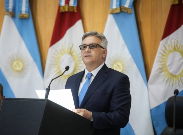 Pruebas PISA: Llaryora destacó que Córdoba lidera en Argentina y está en el podio de América Latina