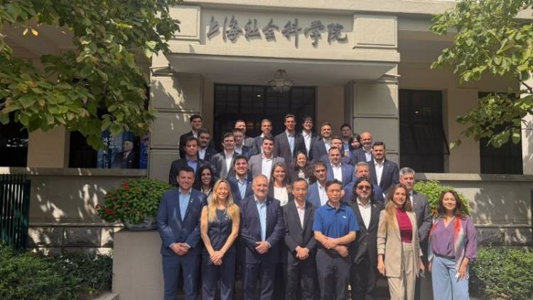Bernarte participó de un encuentro sobre los desafíos y perspectivas de la economía china