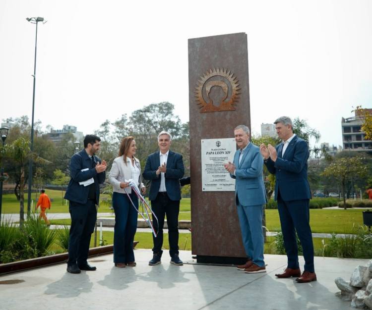 Ciudad de Córdoba: Llaryora y Schiaretti habilitaron el Parque “Papa León XIV”