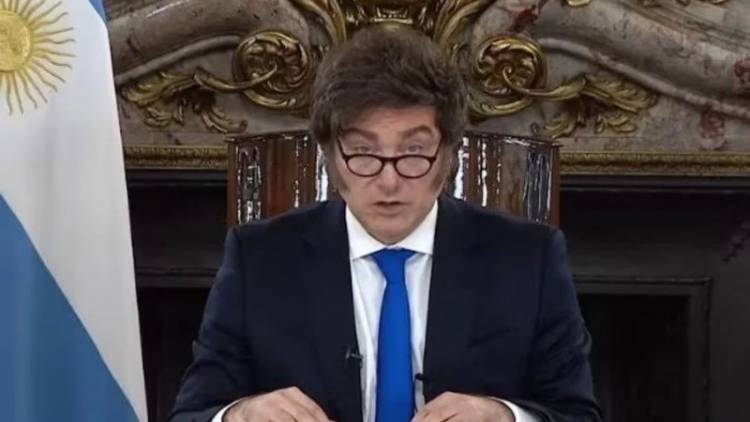 Milei reúne al Gabinete tras la Argentina Week en París